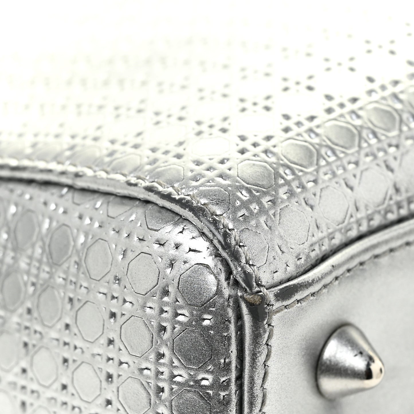 Metallic Patent Micro-Cannage Medium Lady Dior Silver