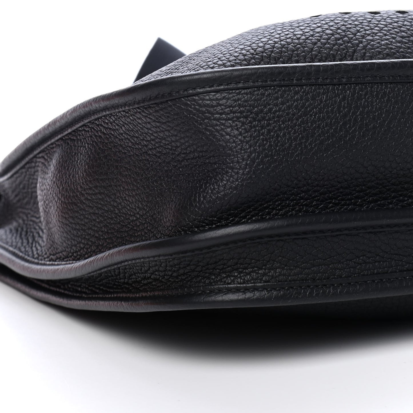 Taurillon Clemence Evelyne III PM Black