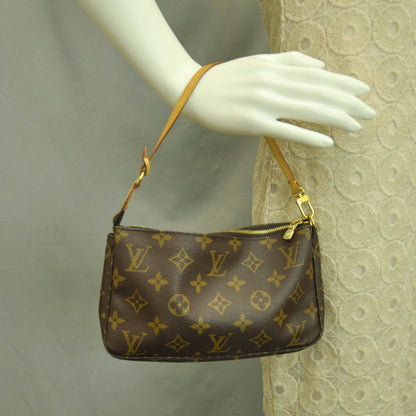 Louis Vuitton Monogram Pochette Accessories 2 of 11