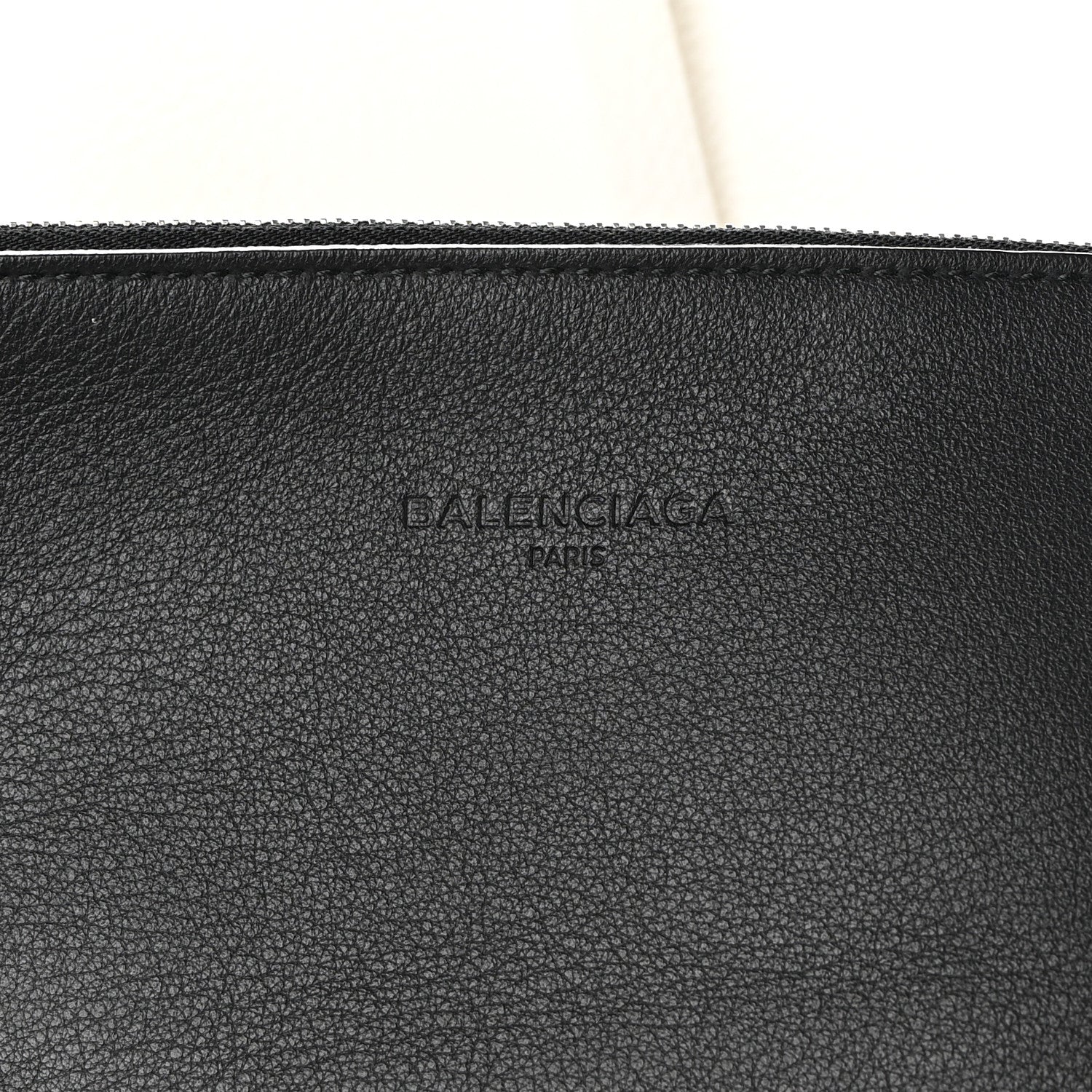 Balenciaga Smooth Calfskin Double Sided Medium Everyday Tote Optic White Black 7 of 19