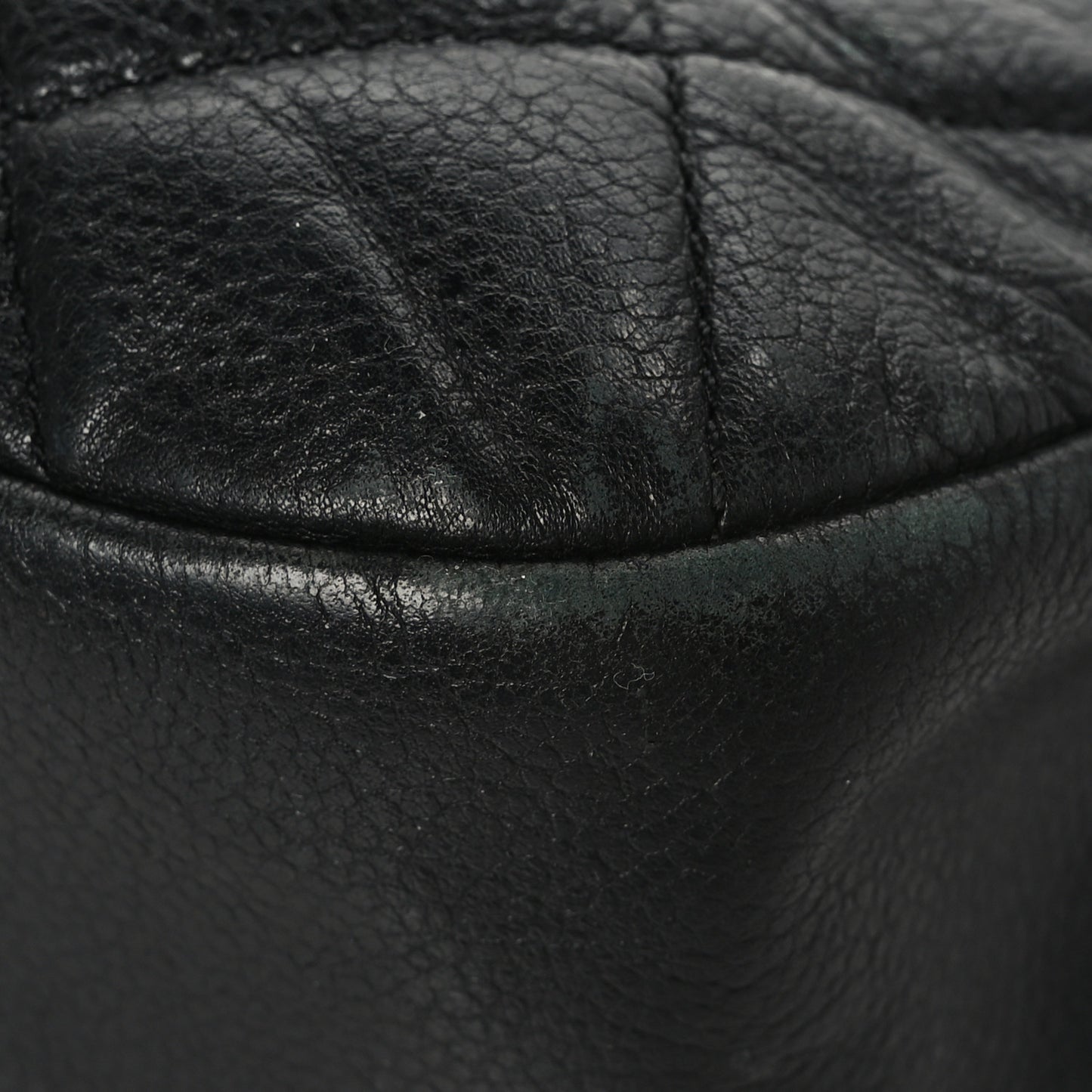 Caviar Quilted CC Timeless Soft Tote Black