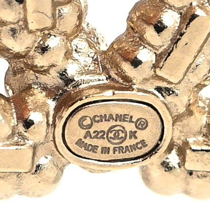 Chanel Crystal Baguette Pearl CC Earrings Gold Pearly White 4 of 4
