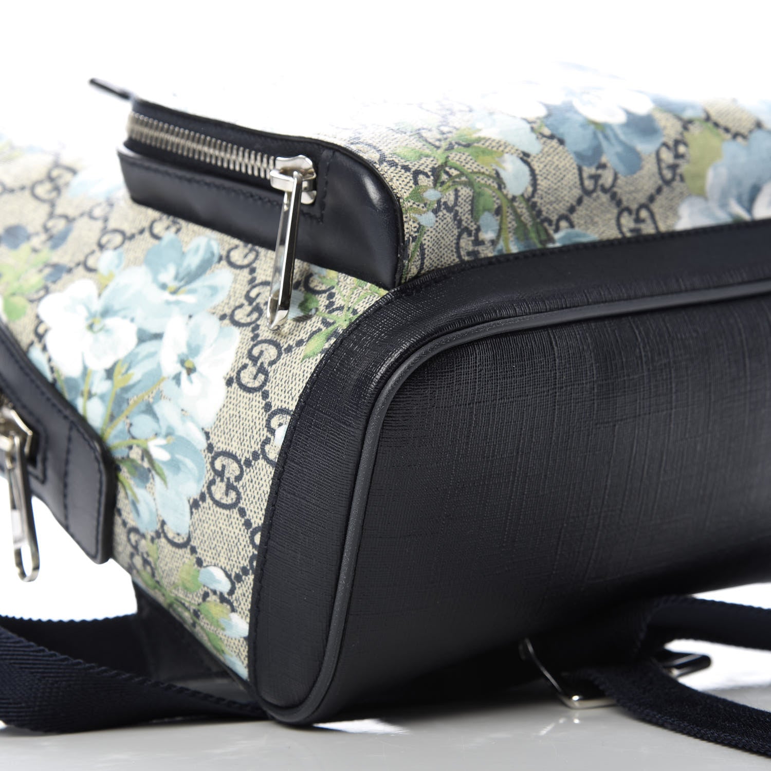 Gucci GG Supreme Monogram Blooms Small Day Backpack Blue 7 of 8
