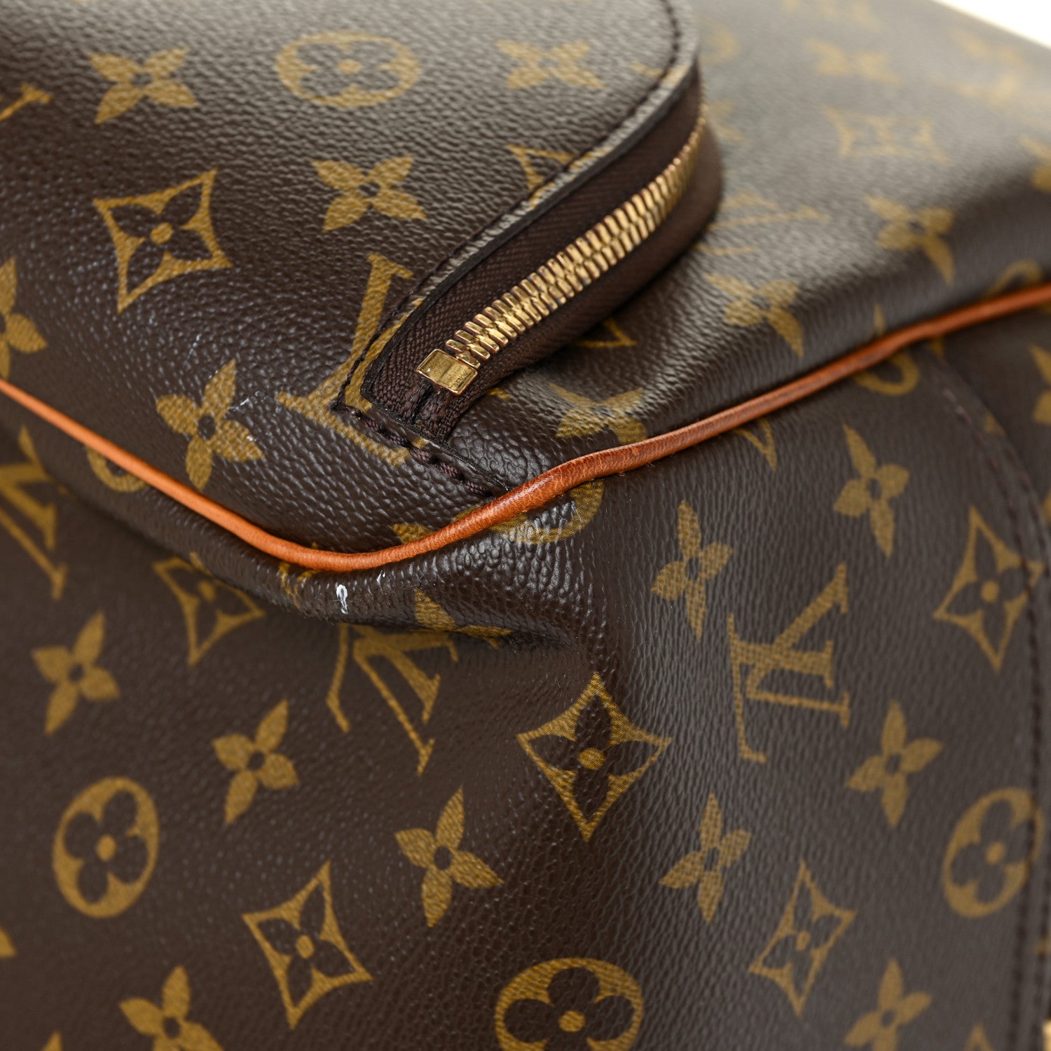 Louis Vuitton Monogram Evasion Sports Bag 11 of 19