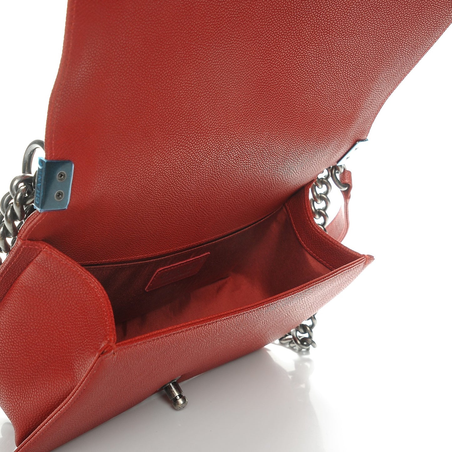 Caviar Quilted Medium Boy Flap Red