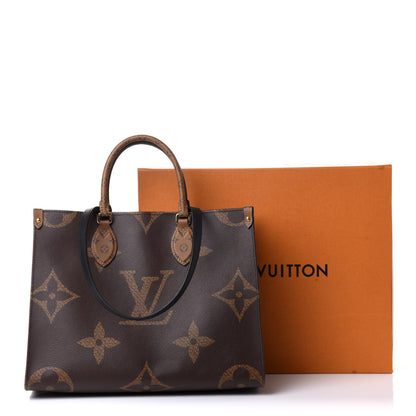 Louis Vuitton Reverse Monogram Giant Onthego MM 16 of 18