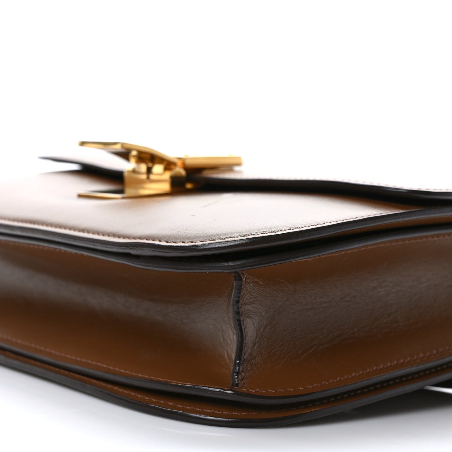 Box Calfskin Medium Classic Box Flap Bag Camel