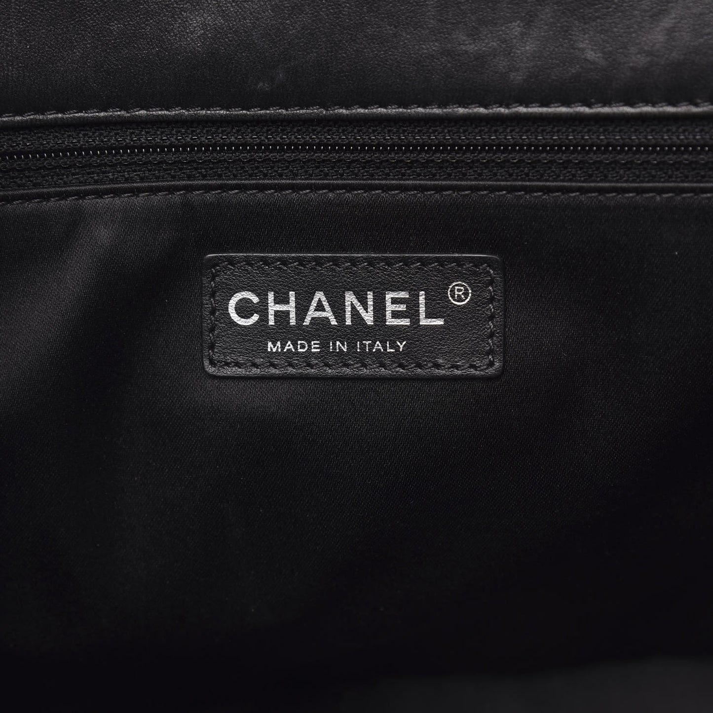Lambskin Quilted Jumbo Easy Carry Flap Black