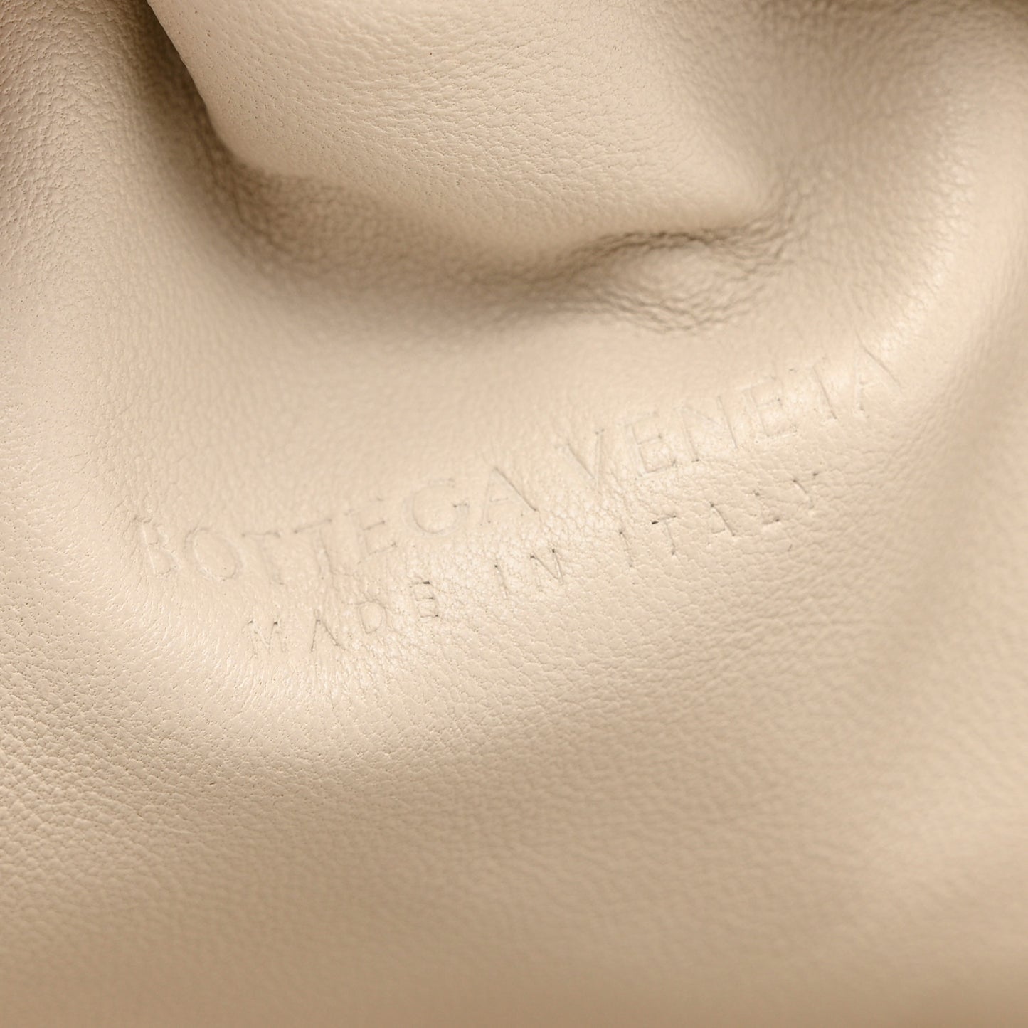 Nappa Maxi Intrecciato The Pouch Oversized Clutch Plaster