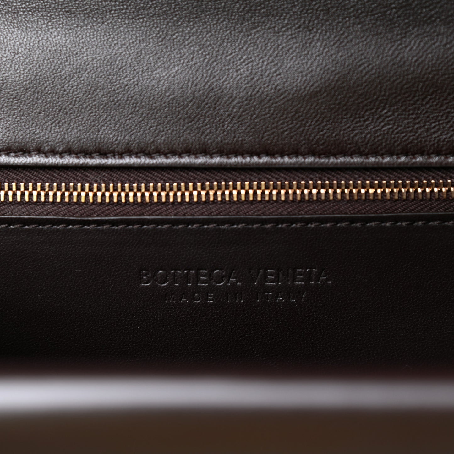Box Calfskin Nappa Clip Bag Fondant
