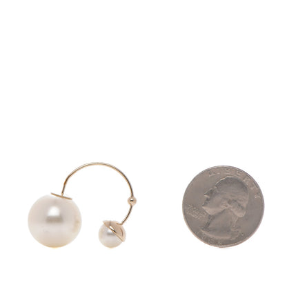 Christian Dior Pearl Ultradior Earrings Cream 2 of 7