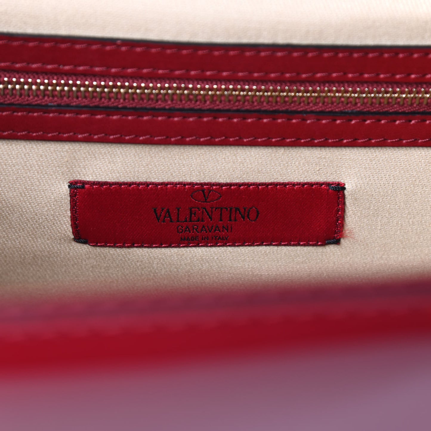 Patent Large Glam Lock Rockstud Flap Red