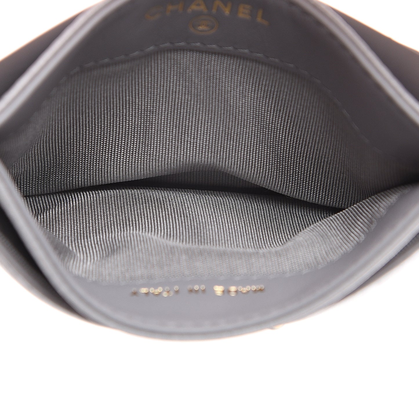 Shiny Goatskin Quilted 19 Card Holder Grey