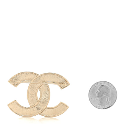 Chanel Pearl Crystal Queen of France CC Brooch Gold 2 of 3