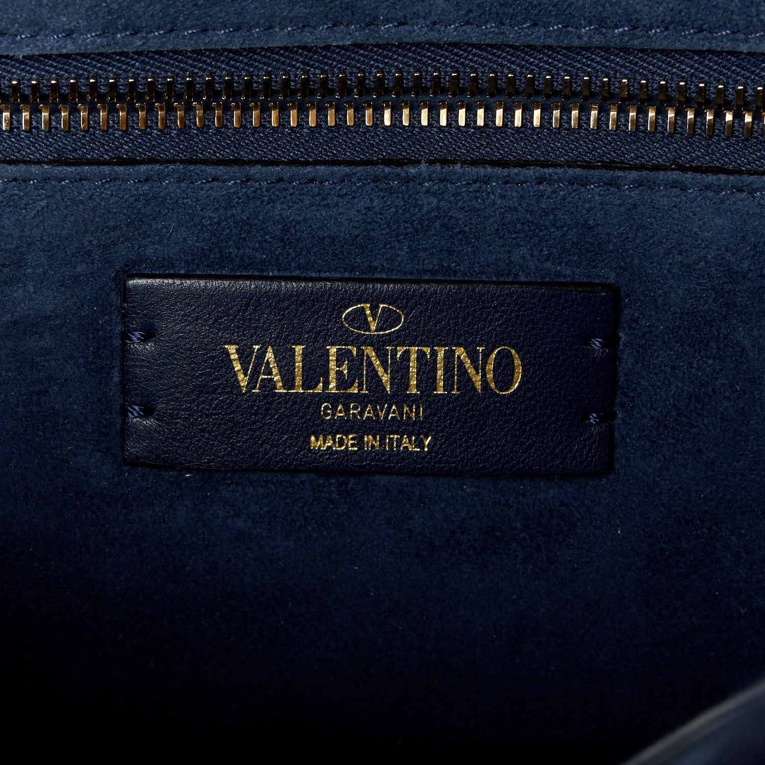 Valentino Garavani Cashmere Medium Roman Stud Shoulder Bag Marine 7 of 12