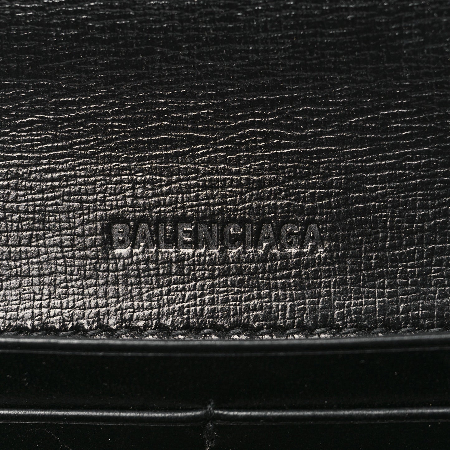 Calfskin Stripe Embossed Gossip Chain Bag XS Black