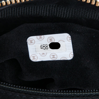 Chanel Patent CC Vanity Cosmetic Case Black 7 of 7