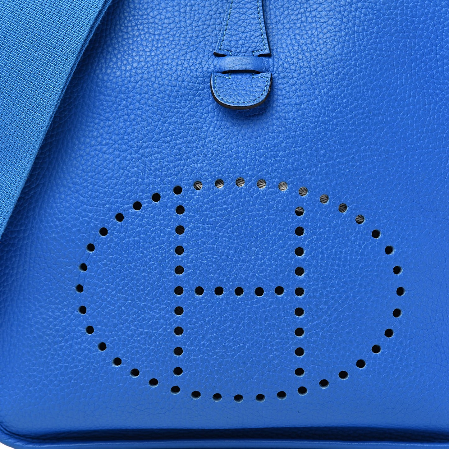 Taurillon Clemence Evelyne III PM Bleu Hydra