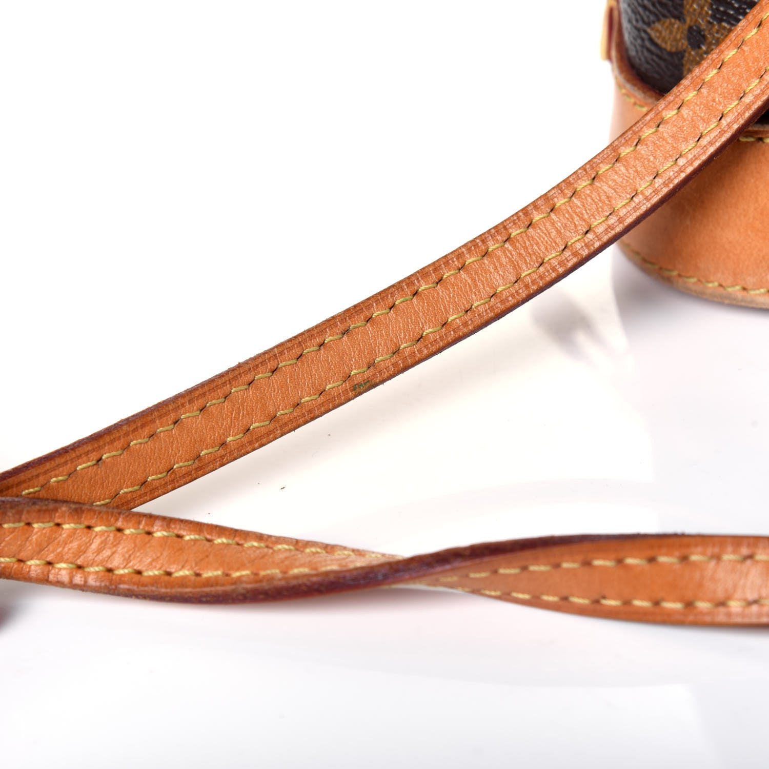 Louis Vuitton Monogram Alma BB 26 of 33
