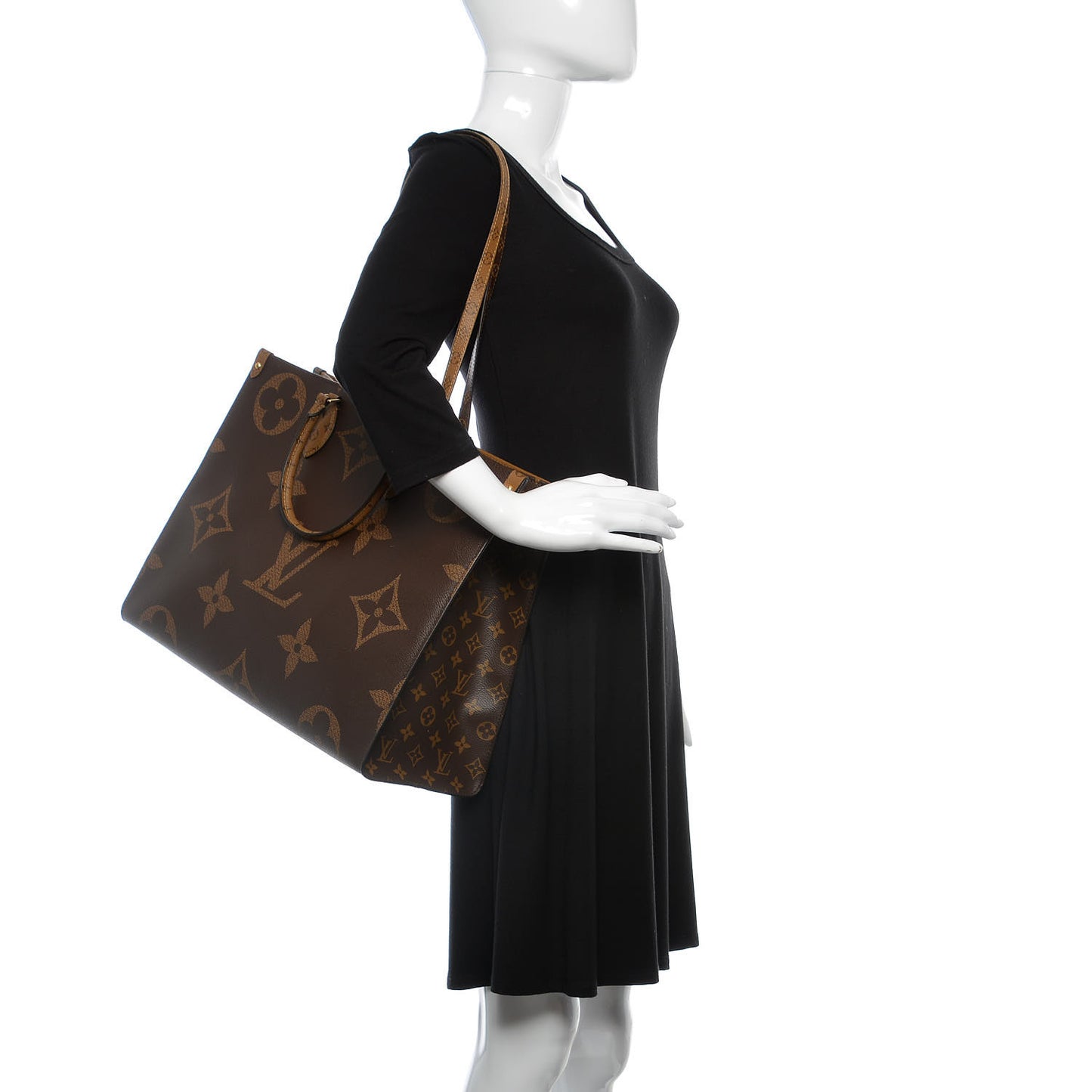Reverse Monogram Giant Onthego GM