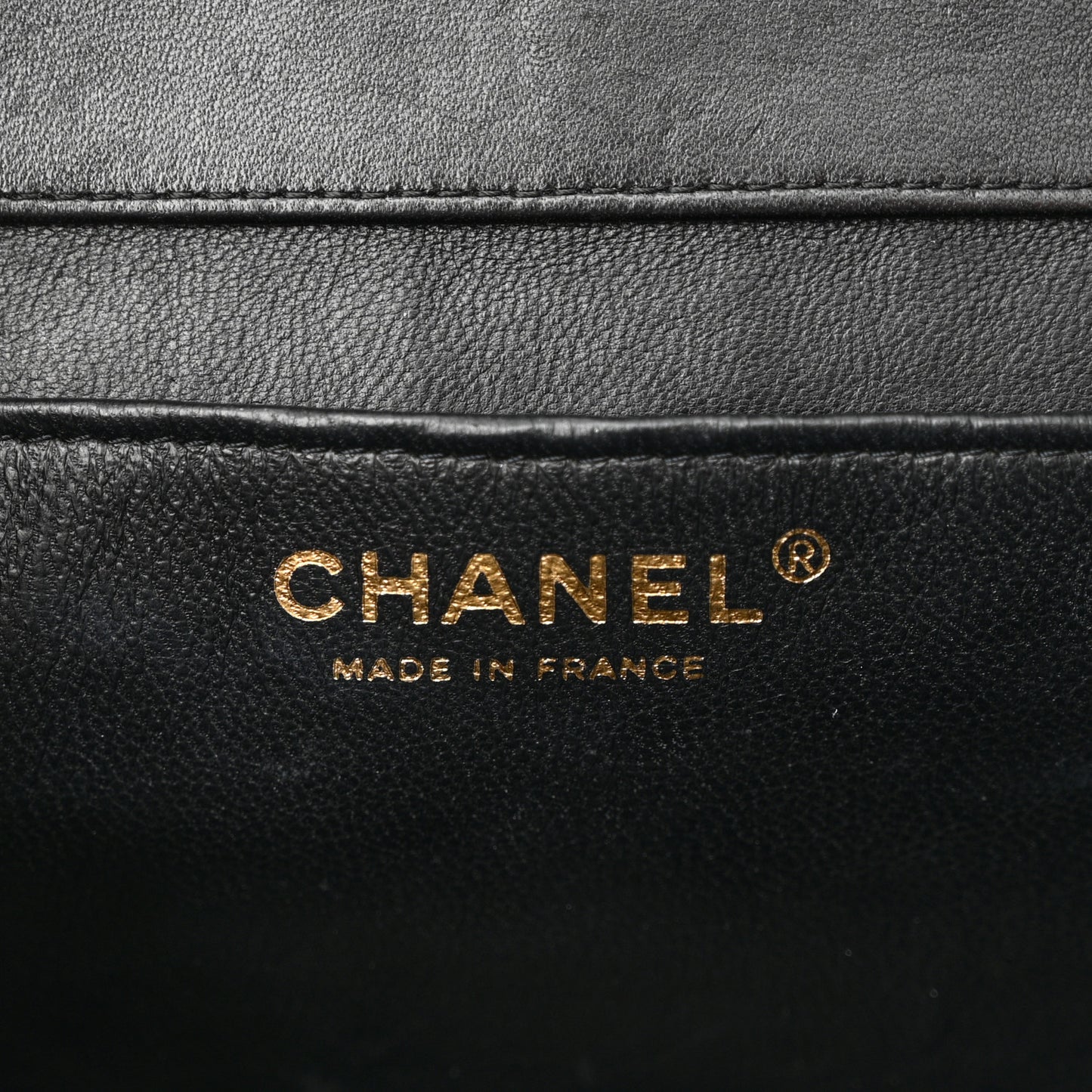 Patent Quilted Medium Single Flap Black
