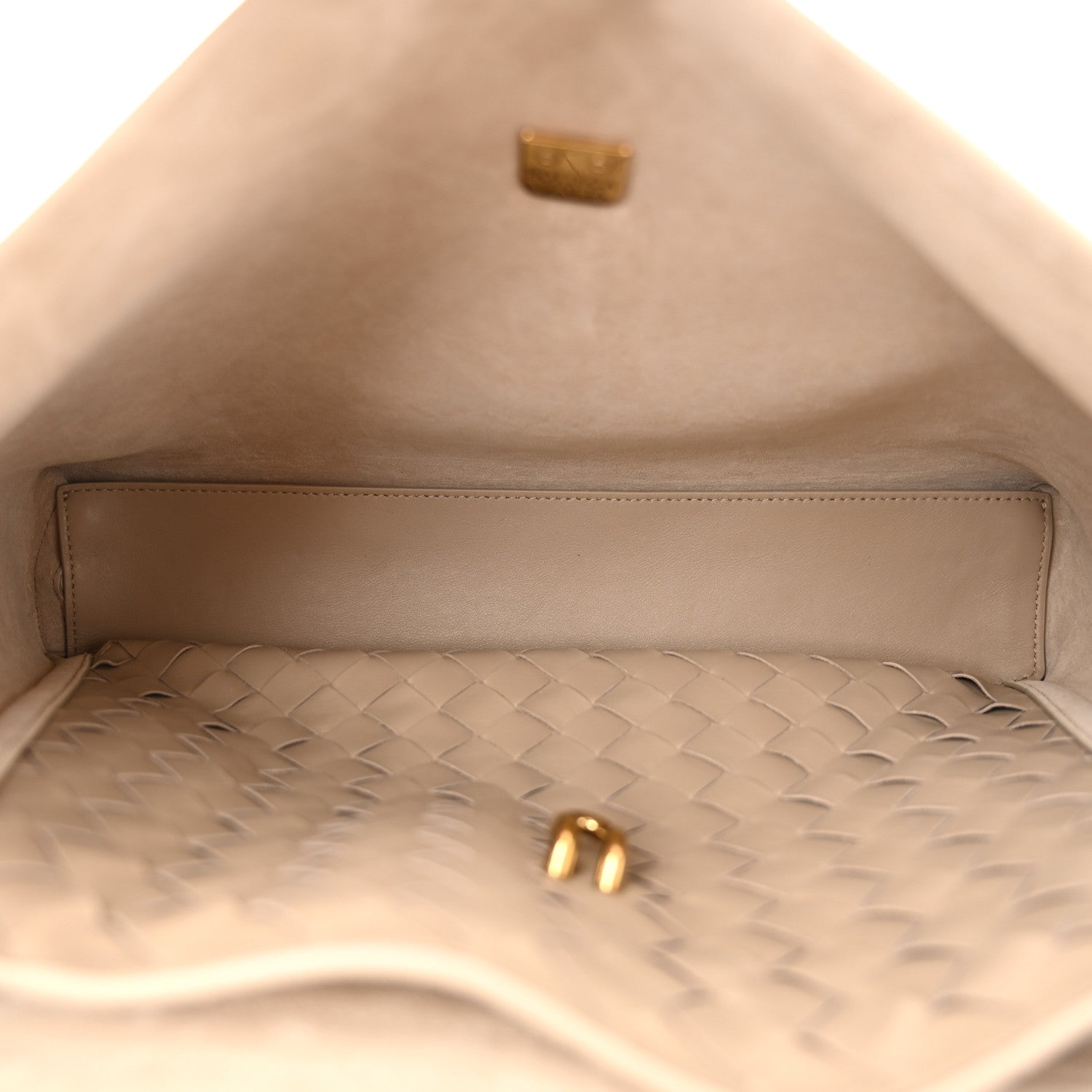 Bottega Veneta Silky Calfskin Medium Ciao Ciao Ecru 5 of 10