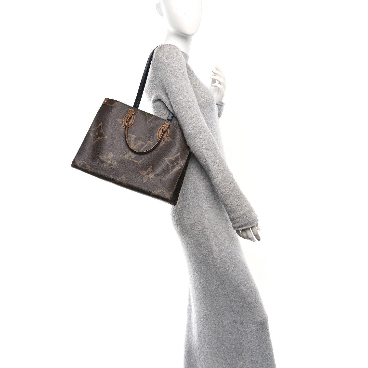 Louis Vuitton Reverse Monogram Giant Onthego MM 2 of 9