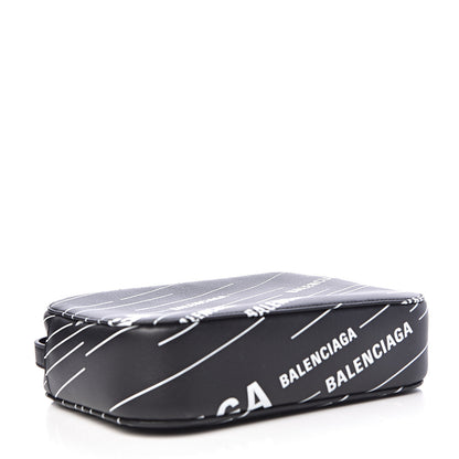 Balenciaga Calfskin Everyday Logo Print S Camera Bag Black 4 of 10