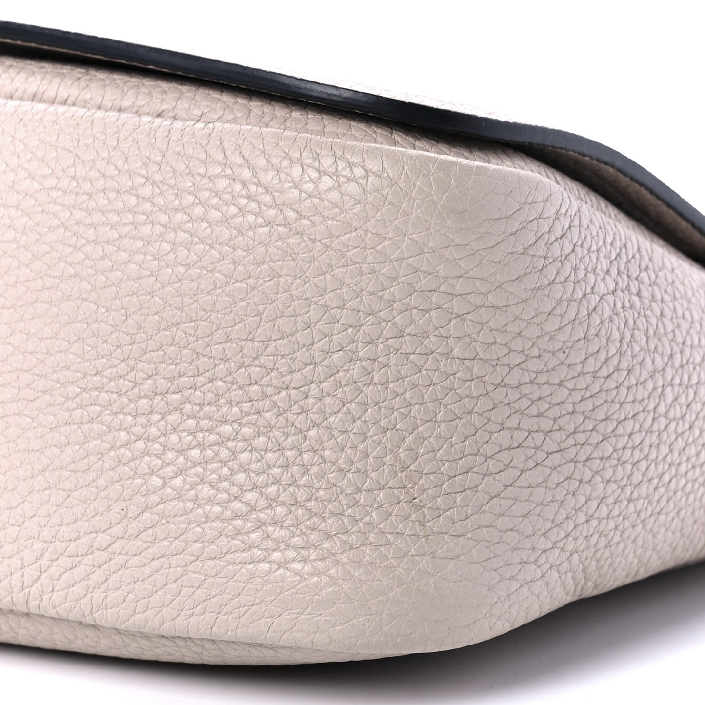 Vitello Daino Soft Flap Crossbody Ninfea