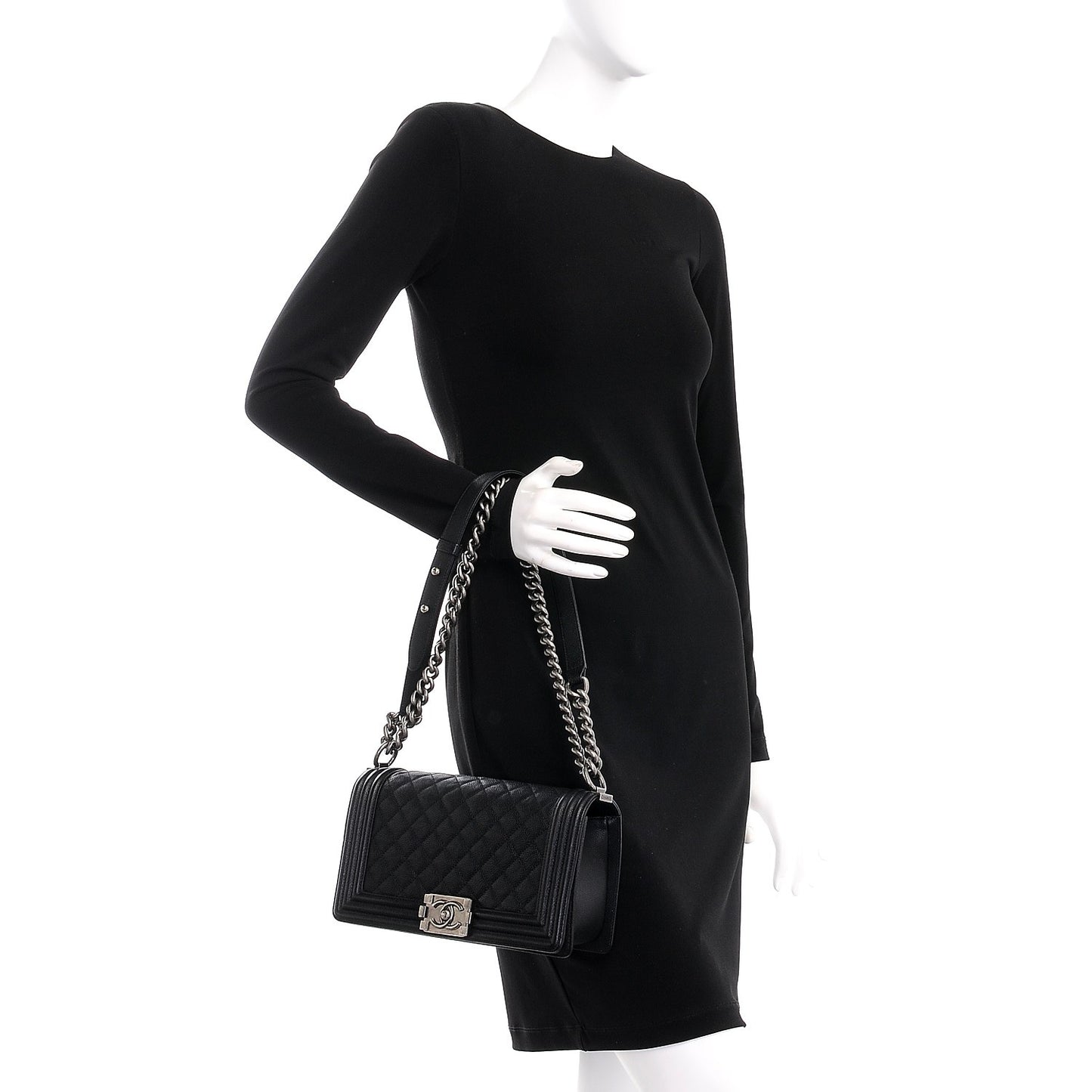 Caviar Quilted Medium Boy Flap Black