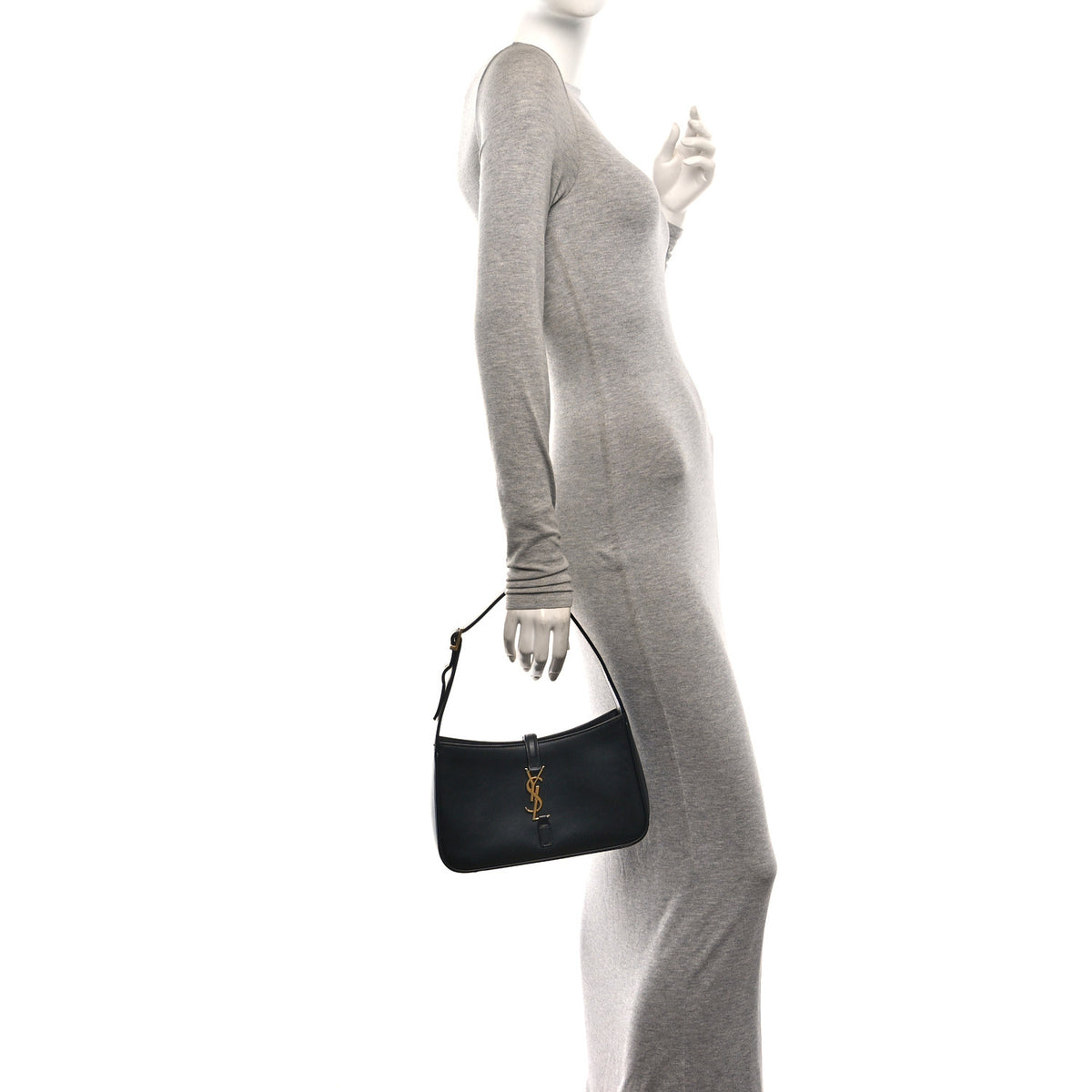 Smooth Calfskin Le 5 A 7 Hobo Black