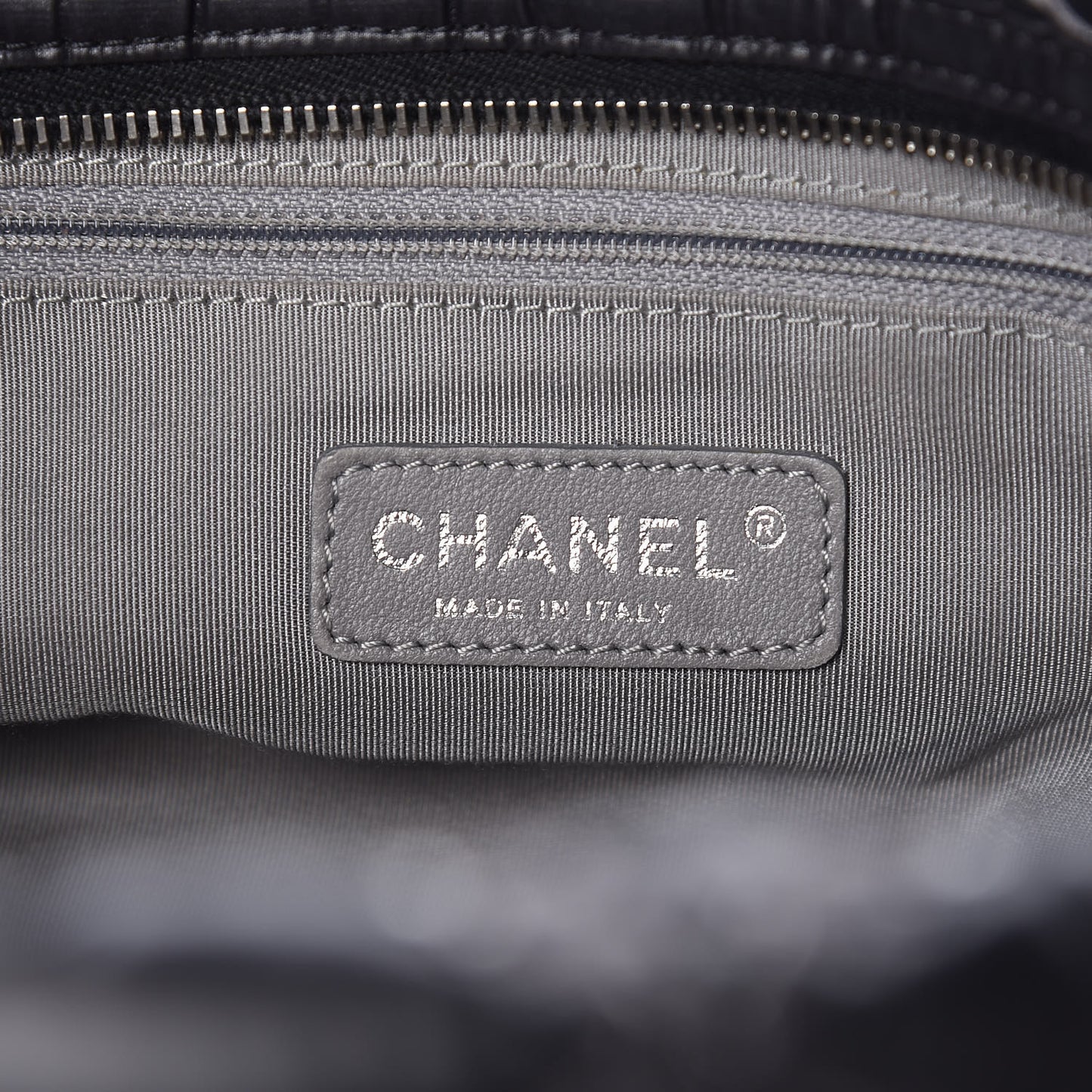Nylon Quilted Tweed Stitch Bubble Tote Black