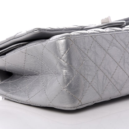 Chanel Metallic Aged Calfskin 2.55 Reissue 225 Flap Silver 6 of 8