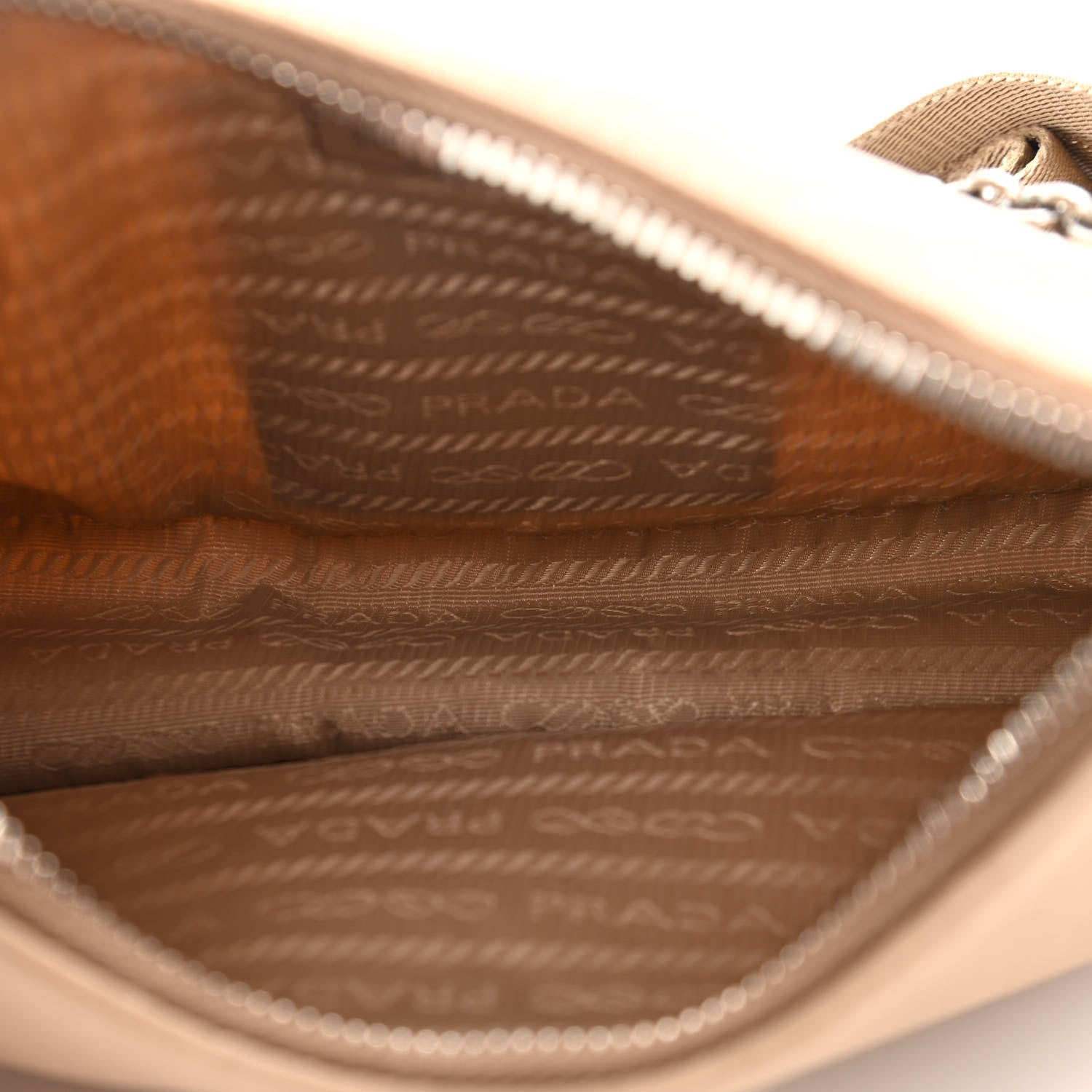 Prada Nylon Re-Edition 2005 Shoulder Bag Cammeo 5 of 12