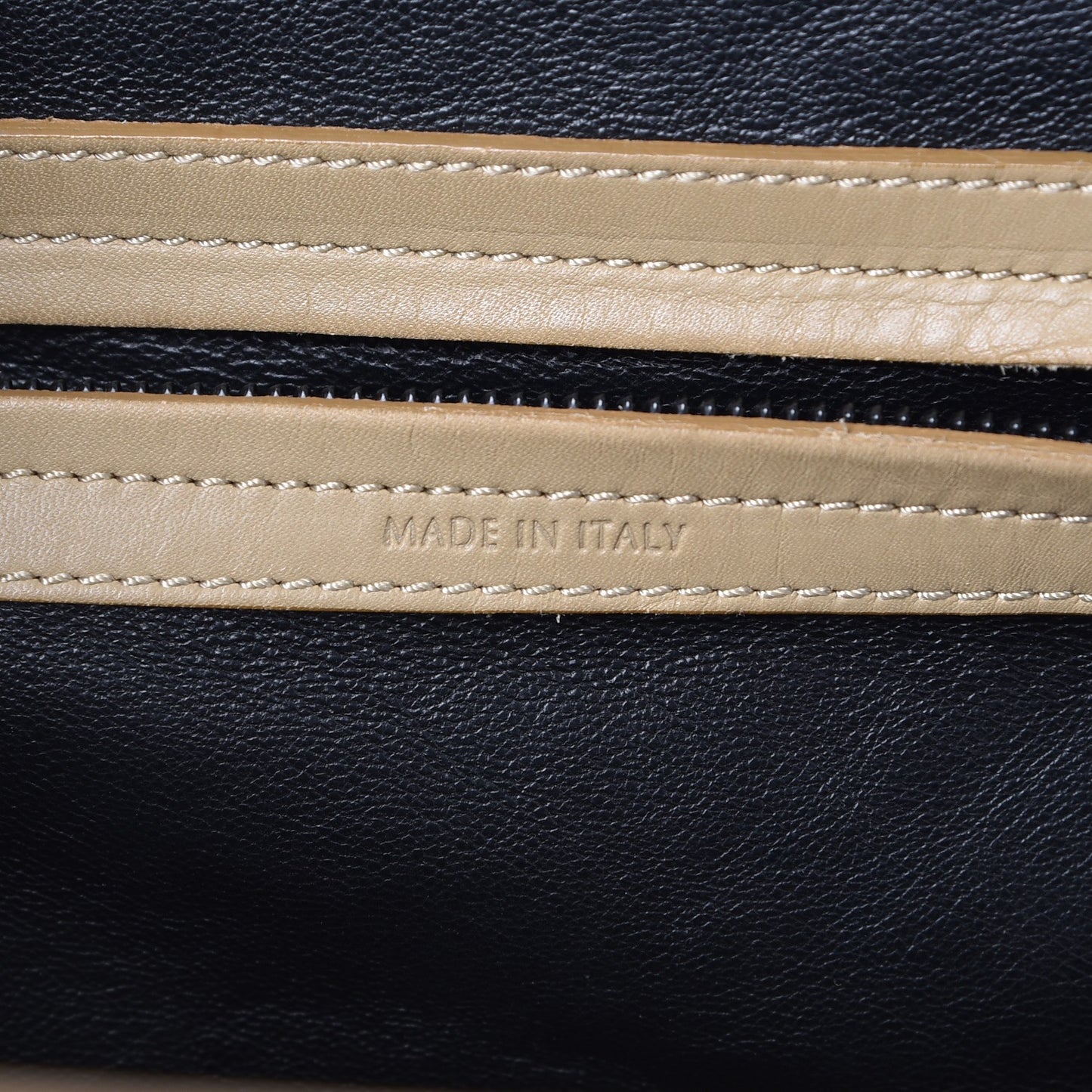Nubuck Medium Phantom Luggage Beige