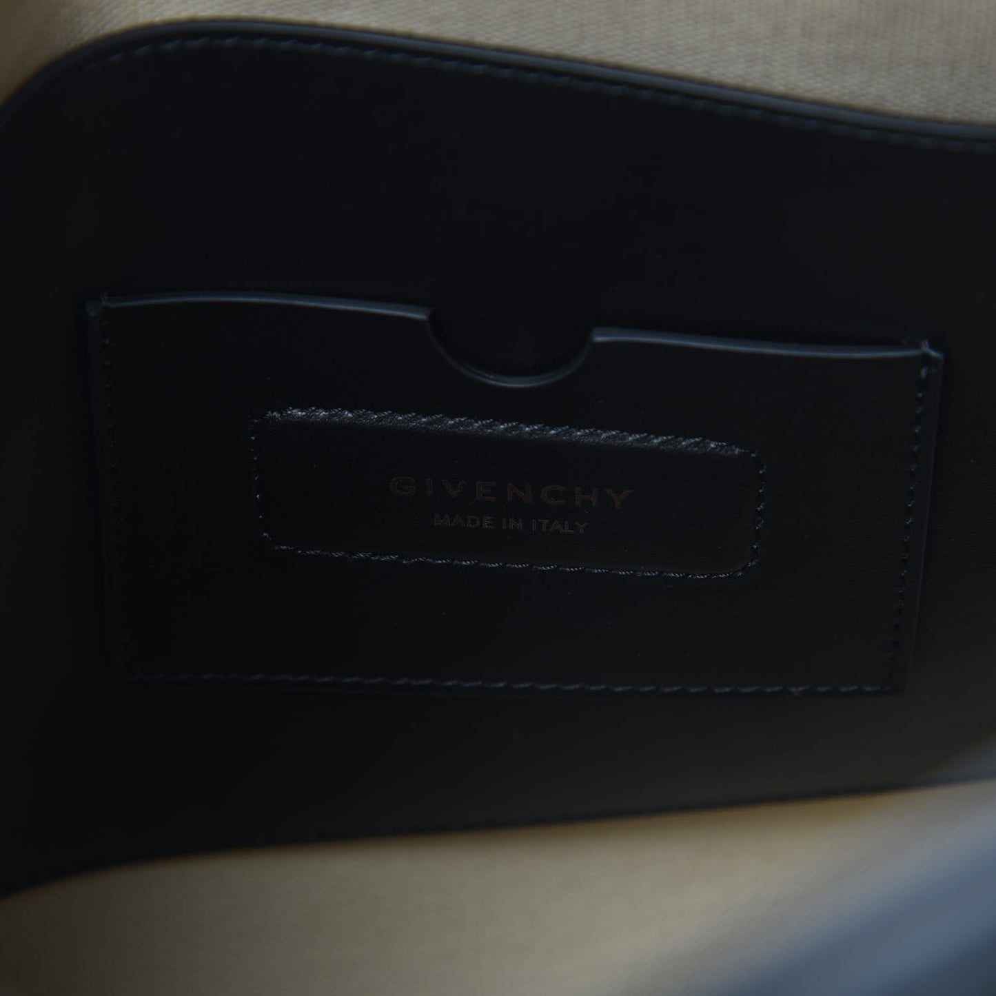 Smooth Calfskin Small Soft Antigona Black