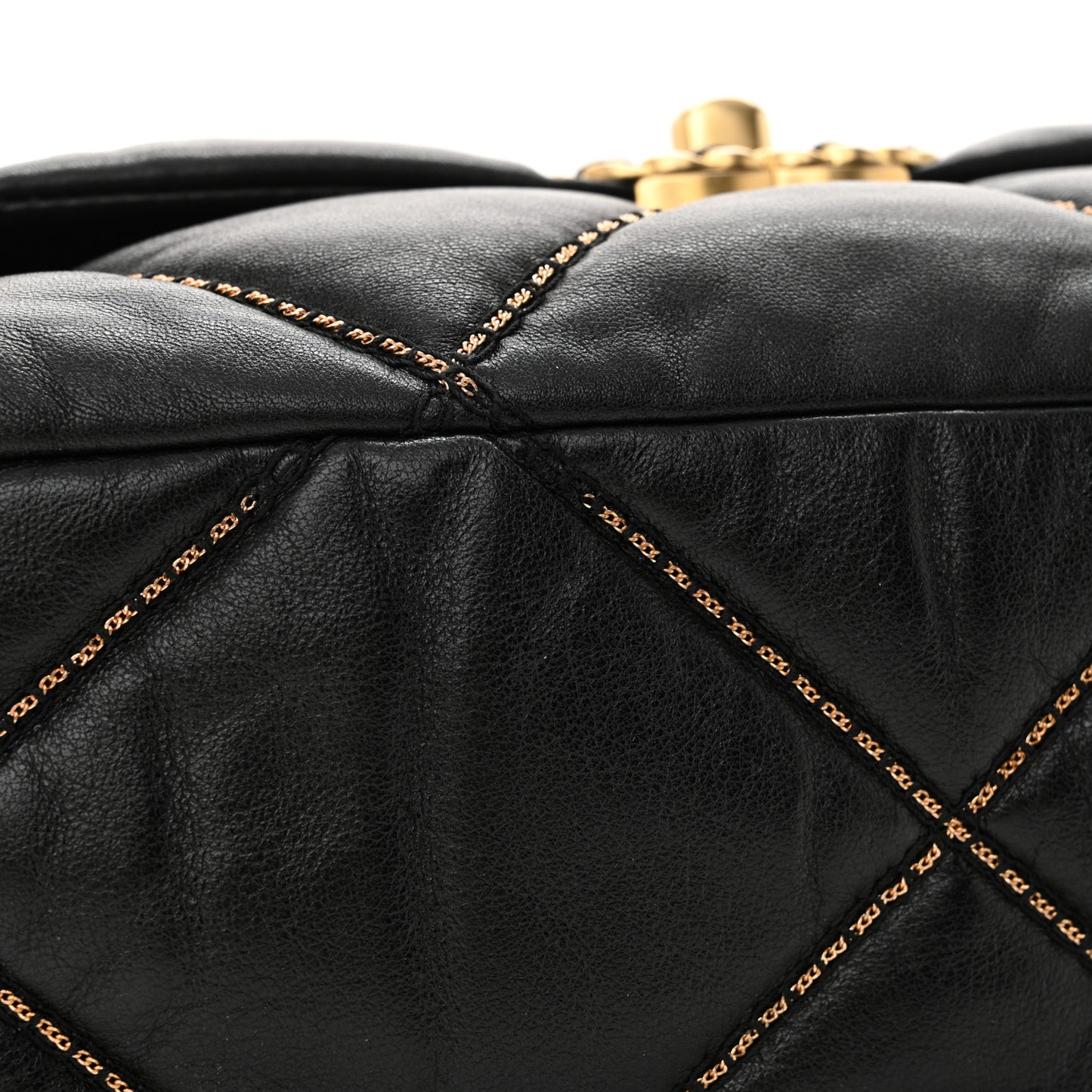Lambskin Chain Quilted Medium Chanel 19 Flap Black