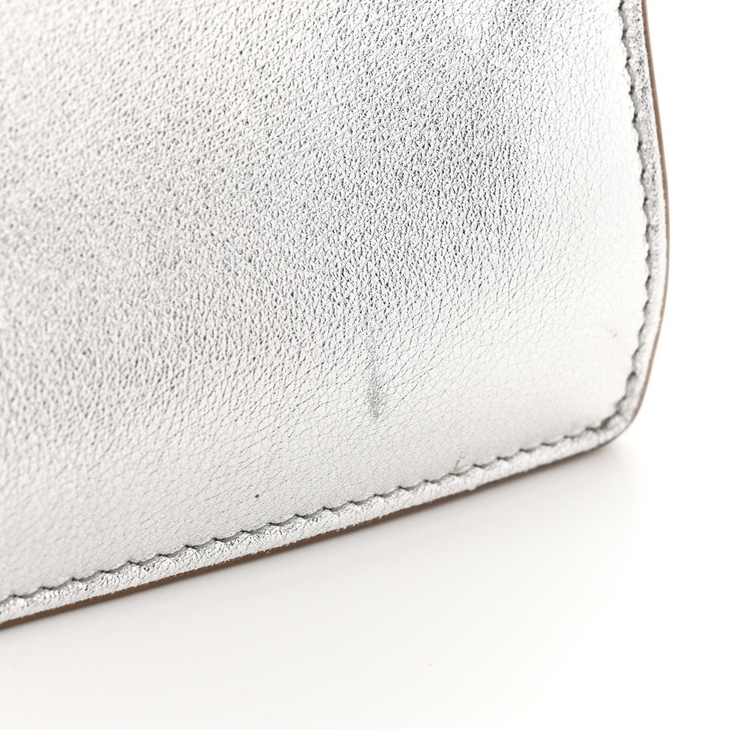 Vitello Catalan Mirror Scalloped Multi Studded Small Kan I Shoulder Bag Argento