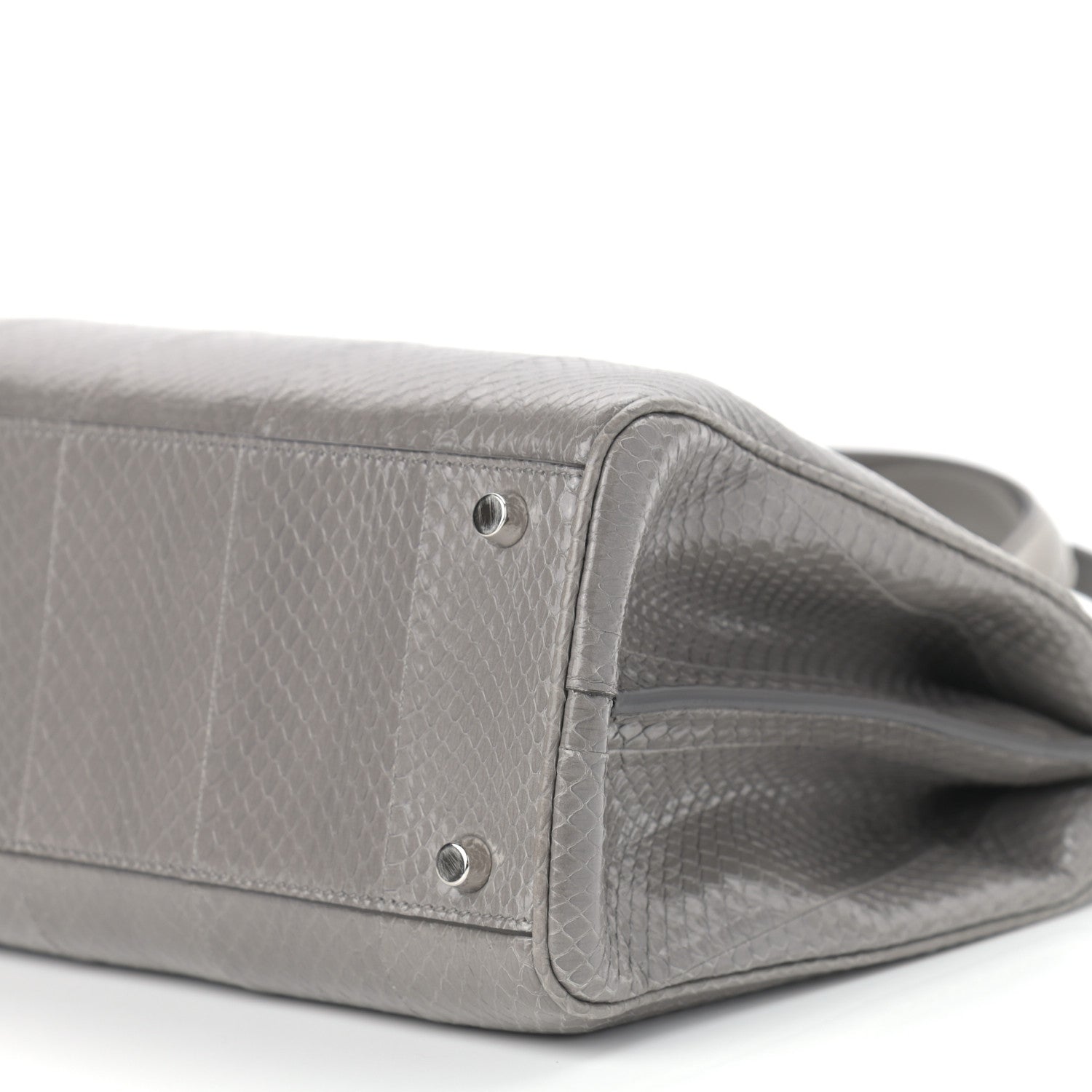 Gucci Elaphe Medium Zumi Top Handle Bag Dusty Grey 8 of 10