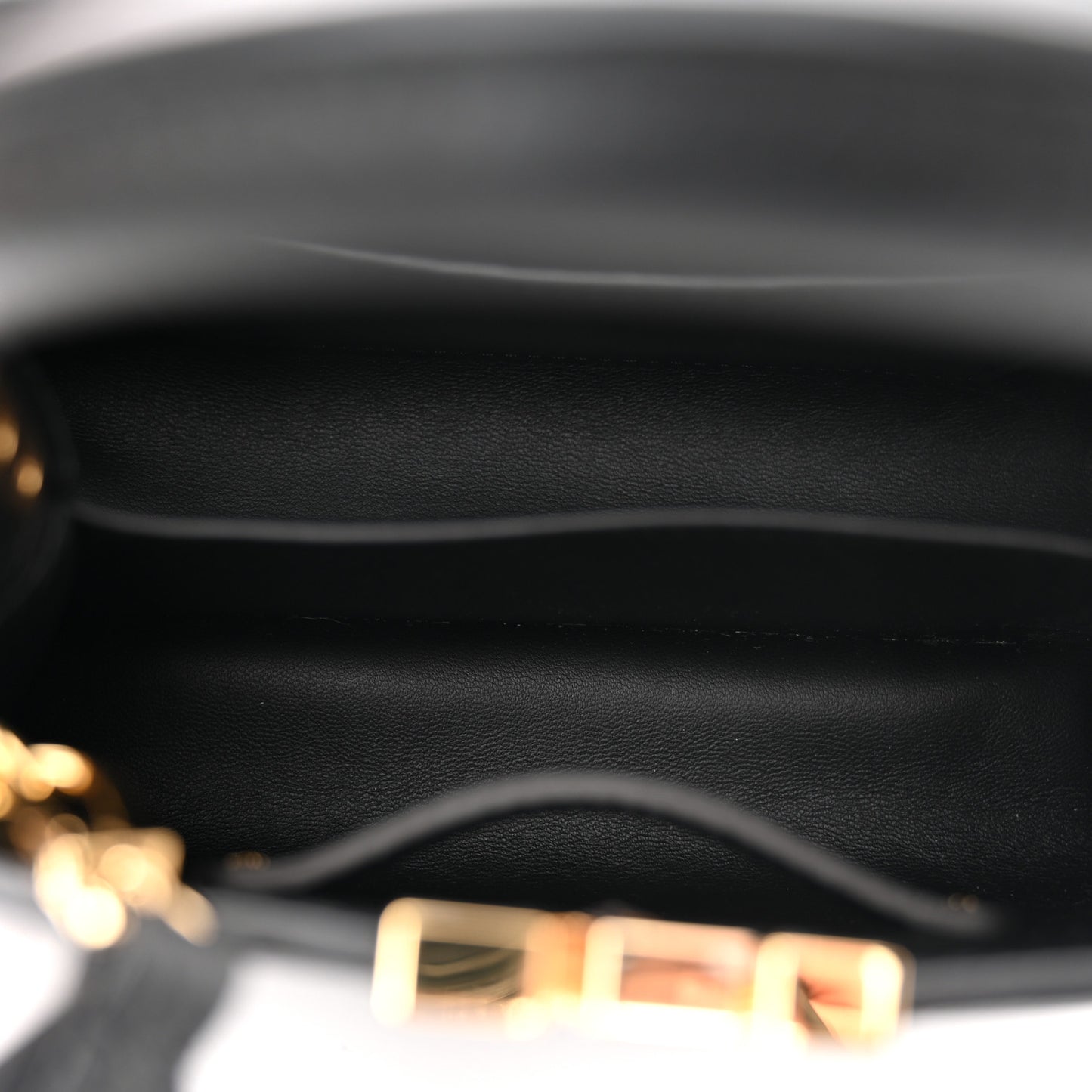 Taurillon Mini Capucines Black