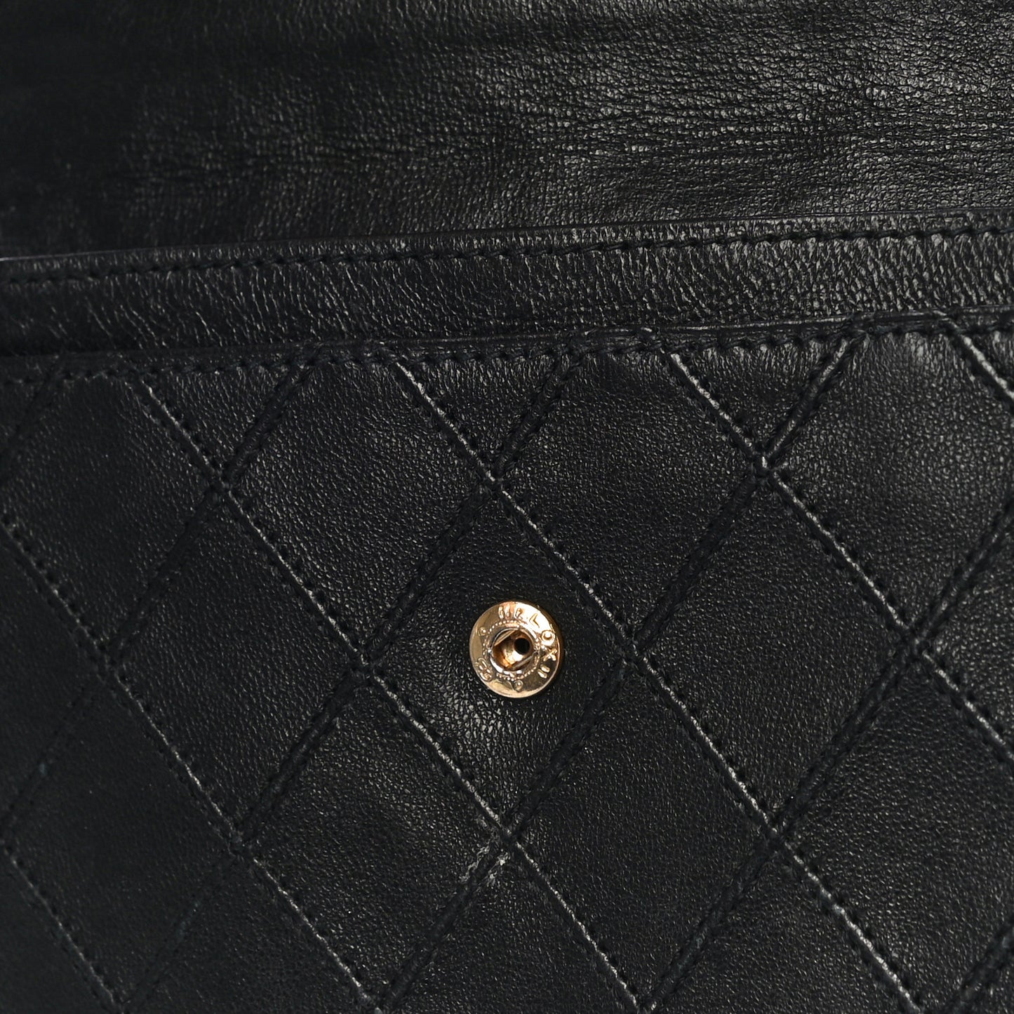 Lambskin Diamond Stitched Flap Wallet Black