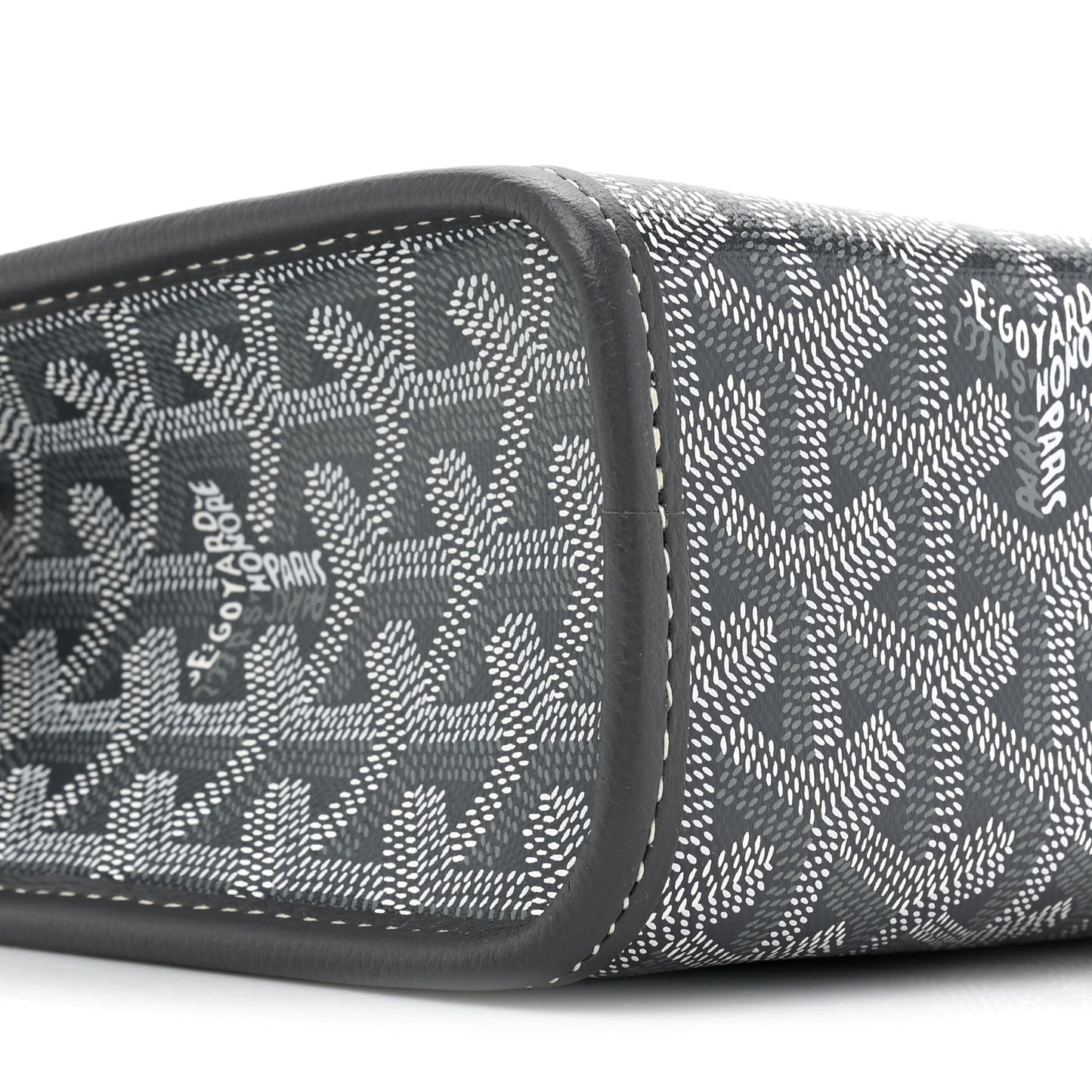 Goyardine Jouvence GM Toiletry Pouch Grey