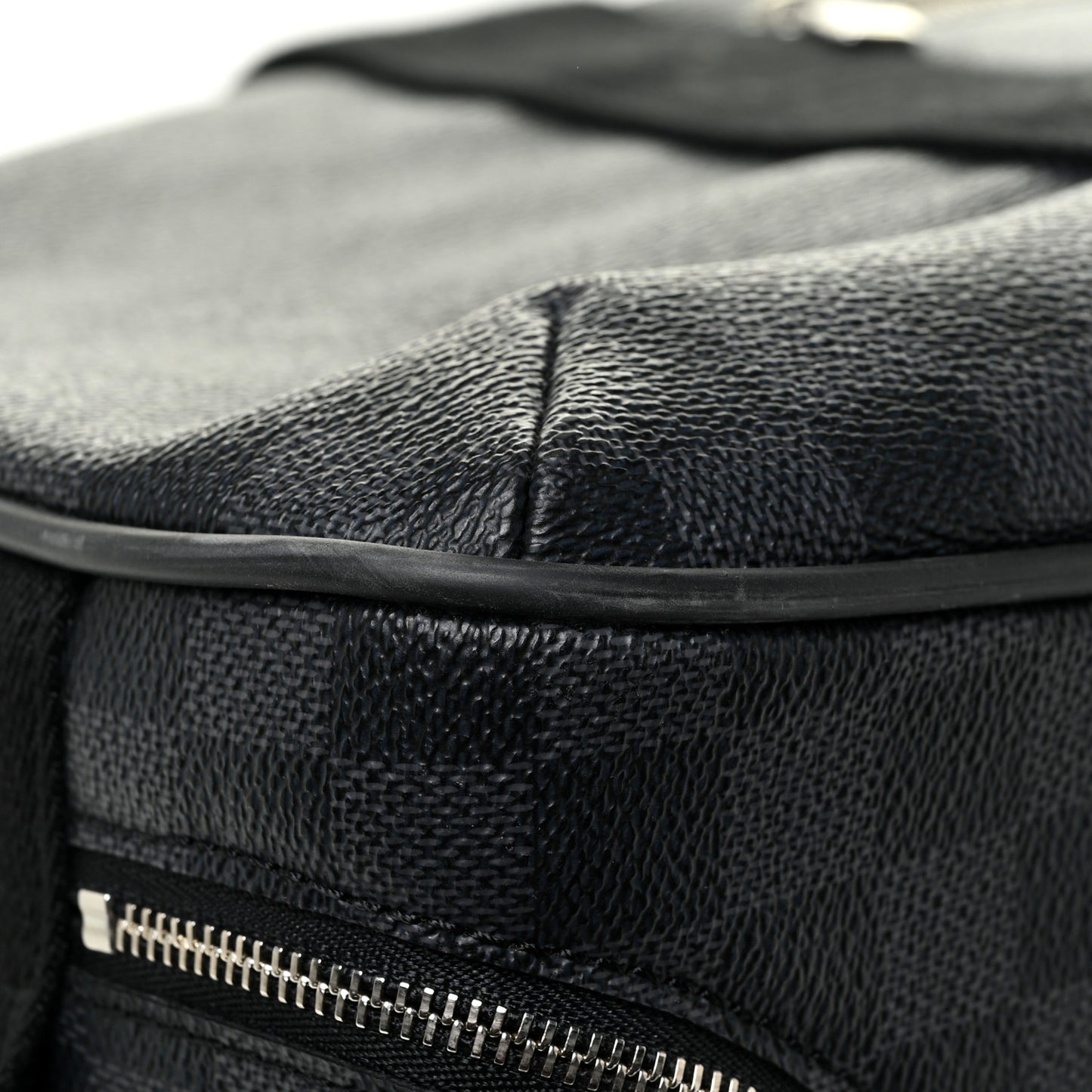 Damier Graphite Neo Eole 65