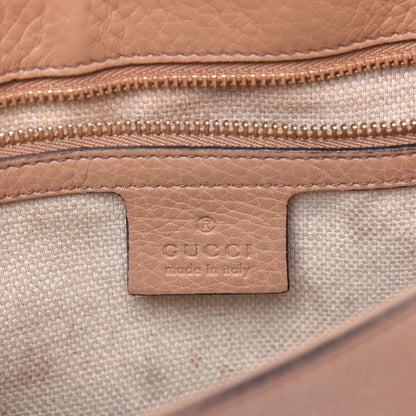 Gucci Pebbled Calfskin Medium Soho Flap Crossbody Camelia 6 of 25