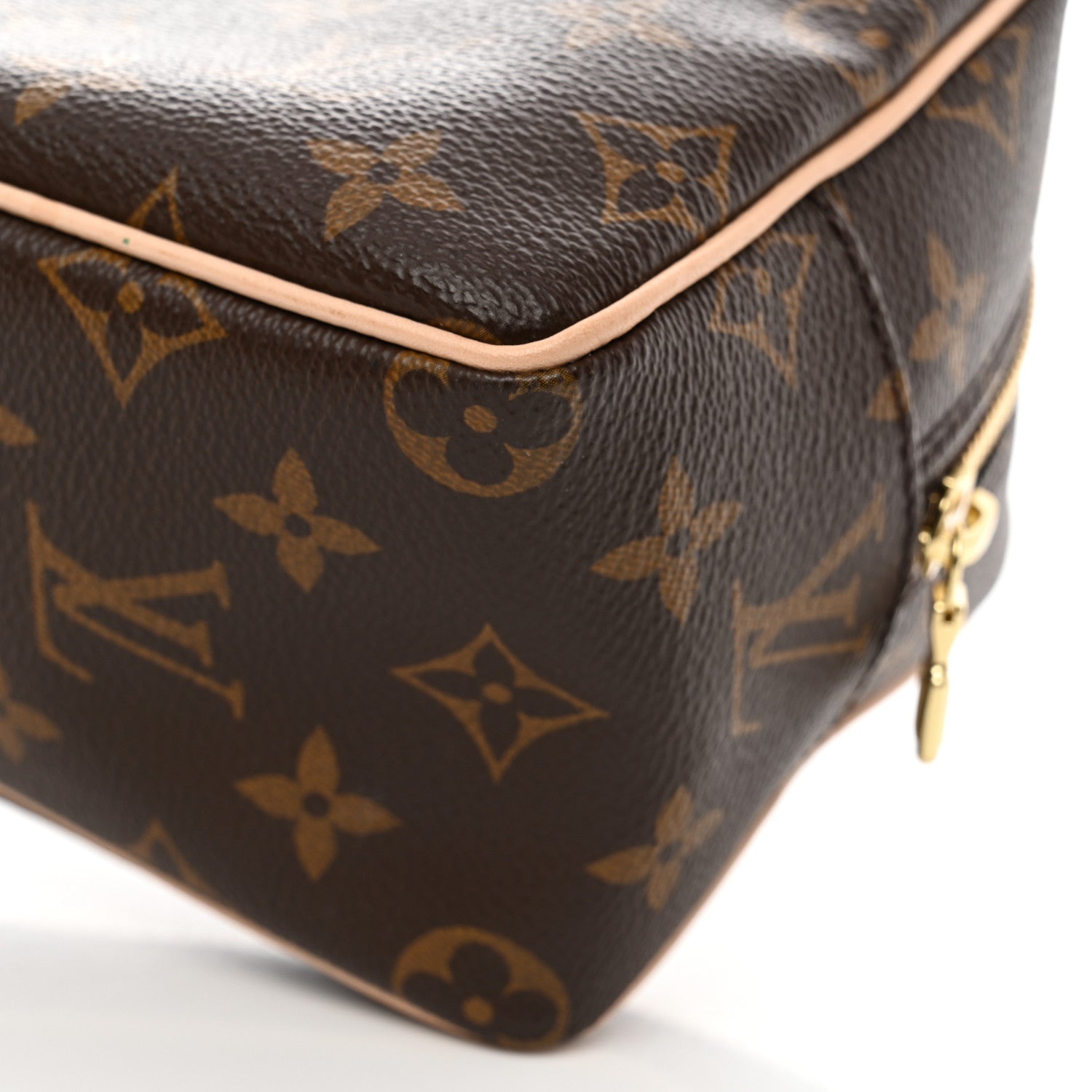 Louis Vuitton Monogram Toiletry Bag 25 7 of 8