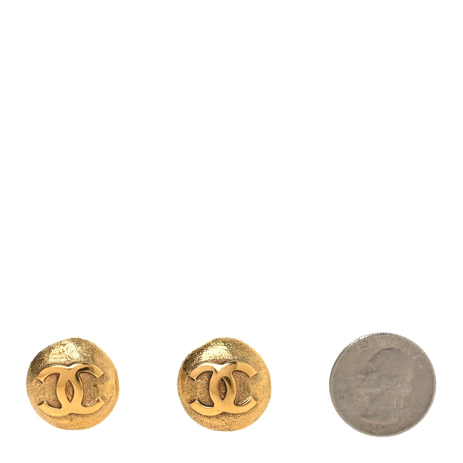 Chanel Round CC Clip On Earrings Gold 2 of 4