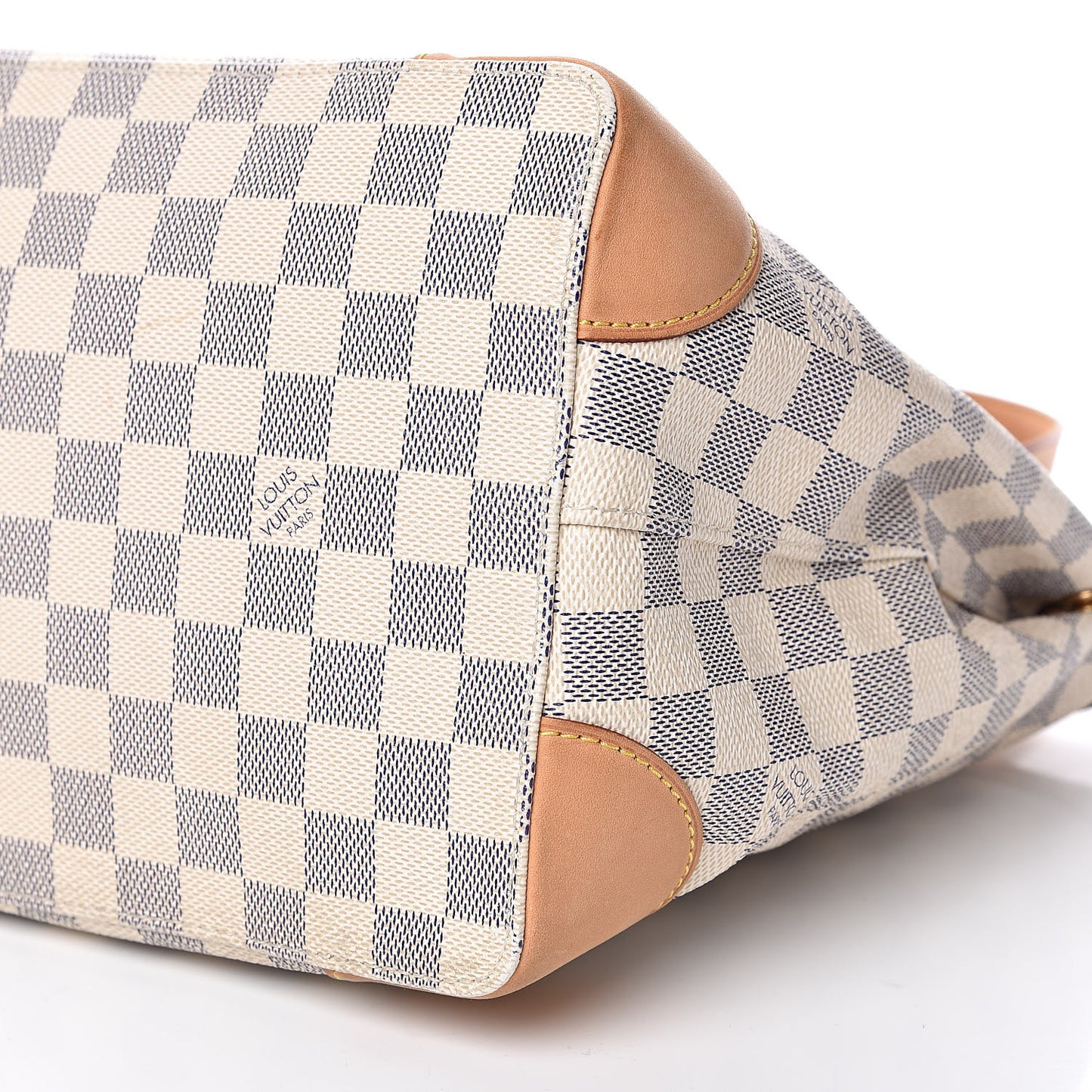Damier Azur Hampstead PM