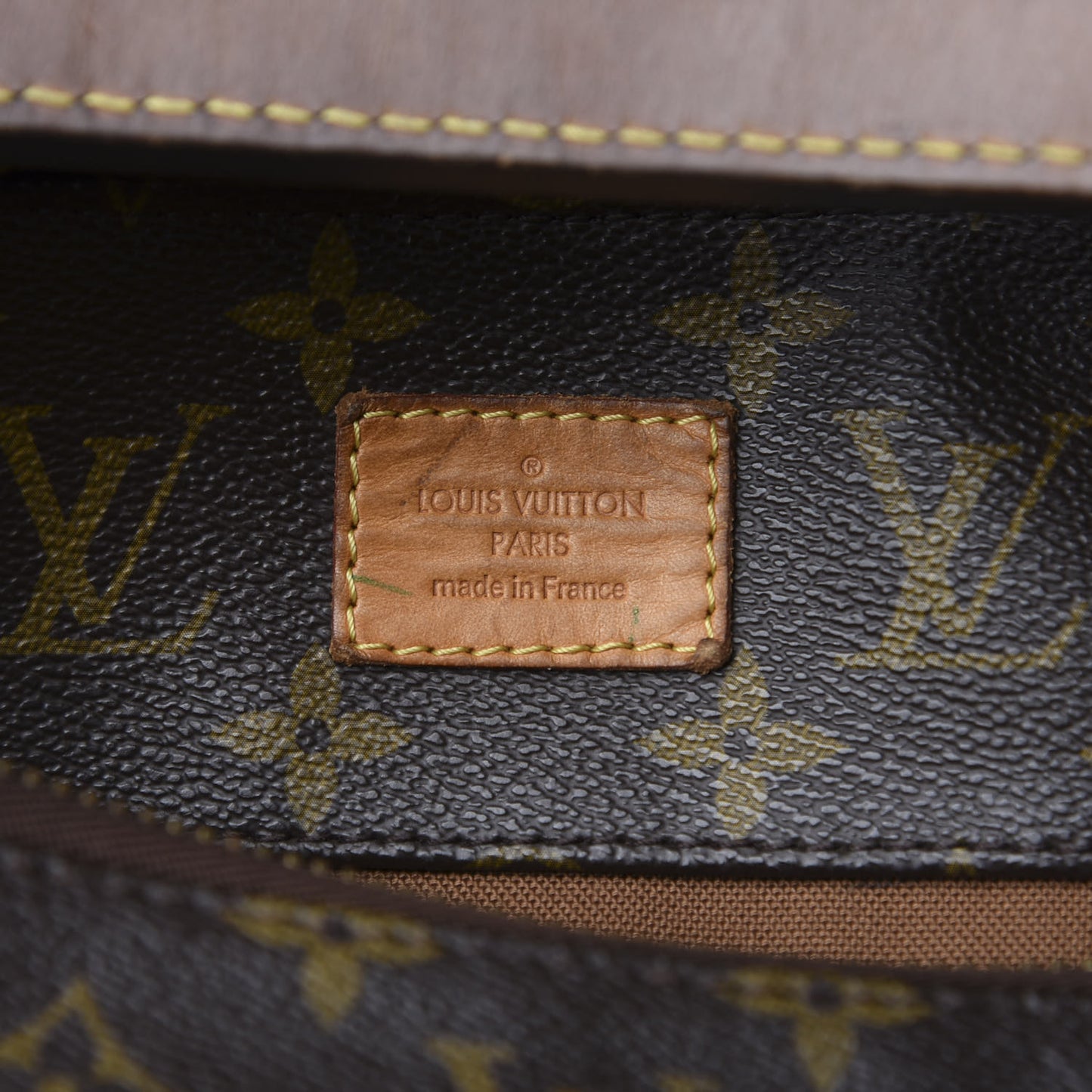 Monogram Sully PM