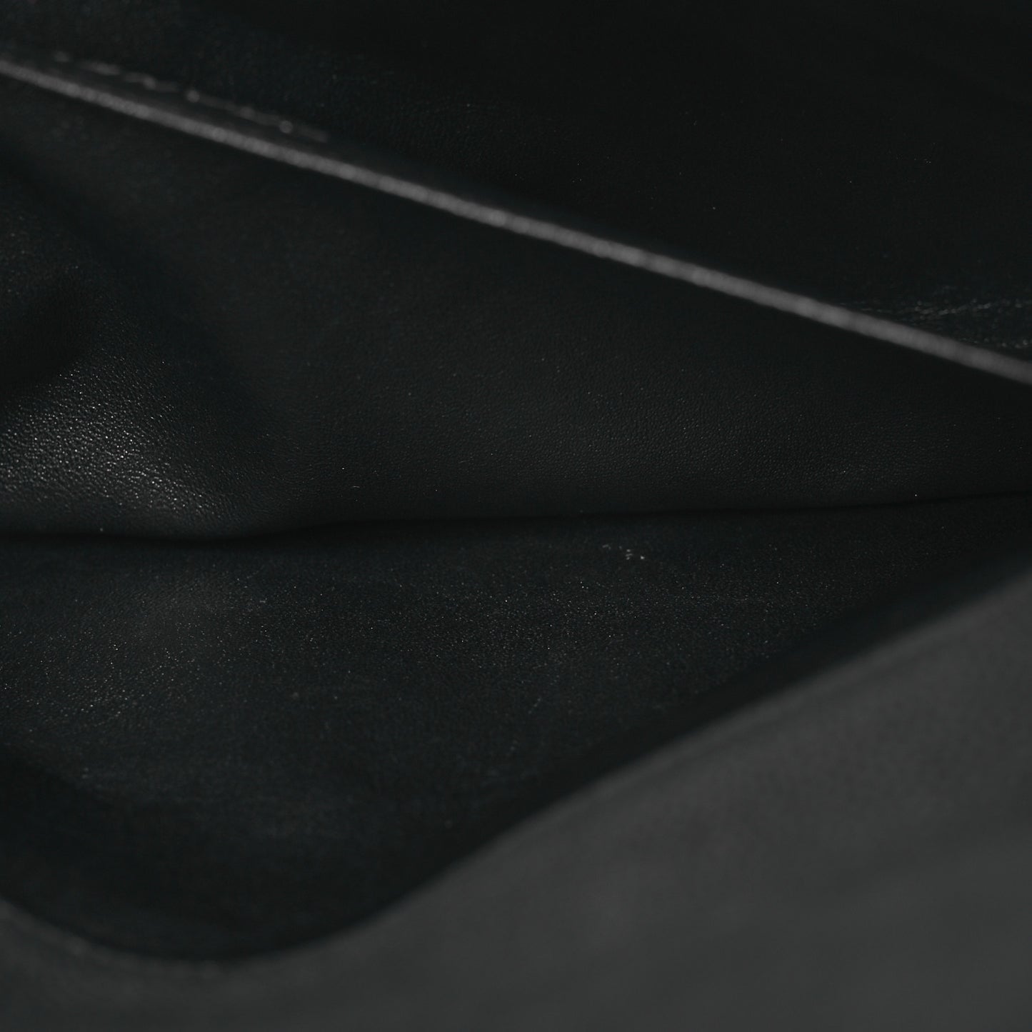 Iridescent Caviar Quilted Clutch With Chain Flap Black