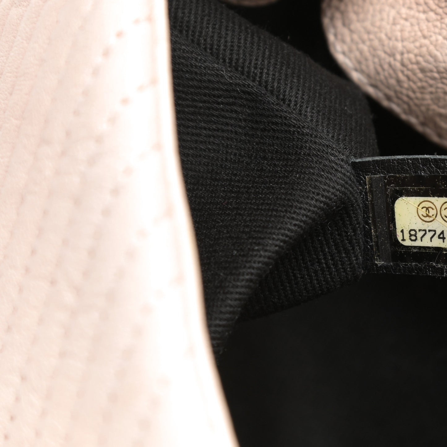 Wrinkled Lambskin Chevron Quilted Medium Flap Beige